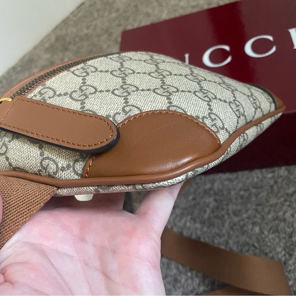 Authentic Gucci GG Icon Belt Bag - Picture 7 of 15